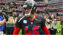 Houston Texans long snapper Jon Weeks