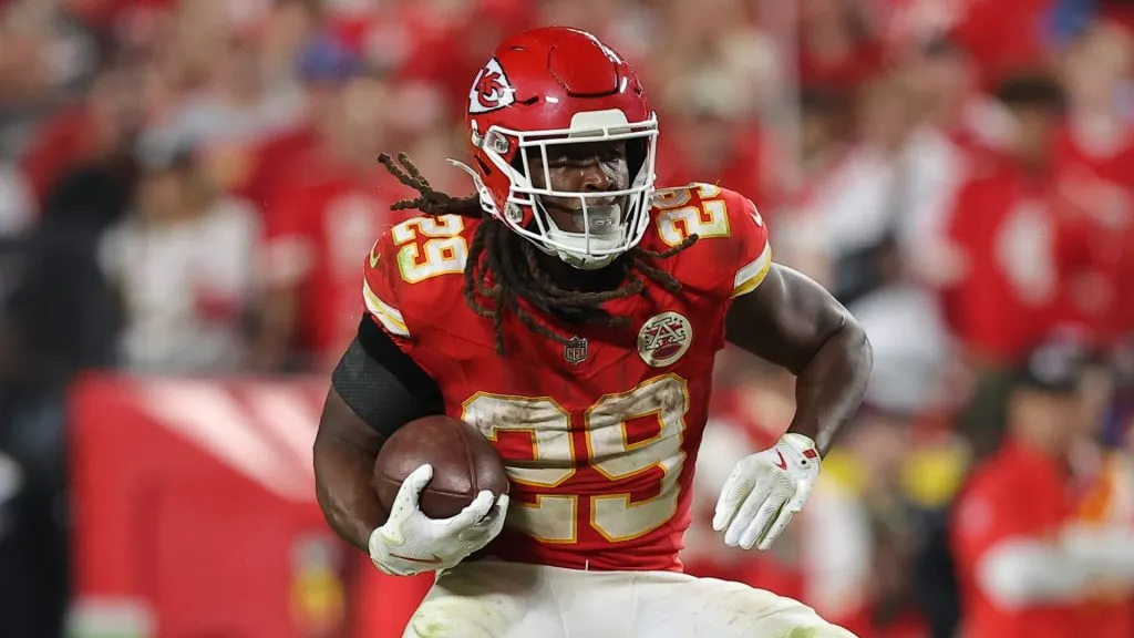 Kareem Hunt in action against the Saints