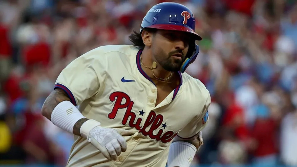 Nick Castellanos running