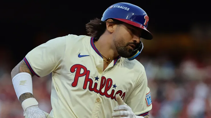 Nick Castellanos #8 of the Philadelphia Phillies runs the bases after hitting a home run during the sixth inning against the New York Mets in Game Two of the Division Series at Citizens Bank Park on October 06, 2024 in Philadelphia, Pennsylvania.