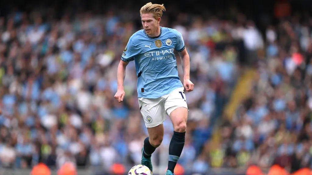 Kevin De Bruyne of Manchester City in action during the Premier League match between Manchester City FC and Brentford FC at Etihad Stadium on September 14, 2024 in Manchester, England. (Photo by Stu Forster/Getty Images)