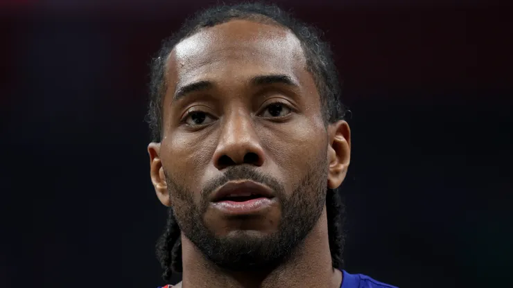 Kawhi Leonard #2 of the LA Clippers before the game against he Quin Snyder of the Atlanta Hawks at Crypto.com Arena on March 17, 2024 in Los Angeles, California.