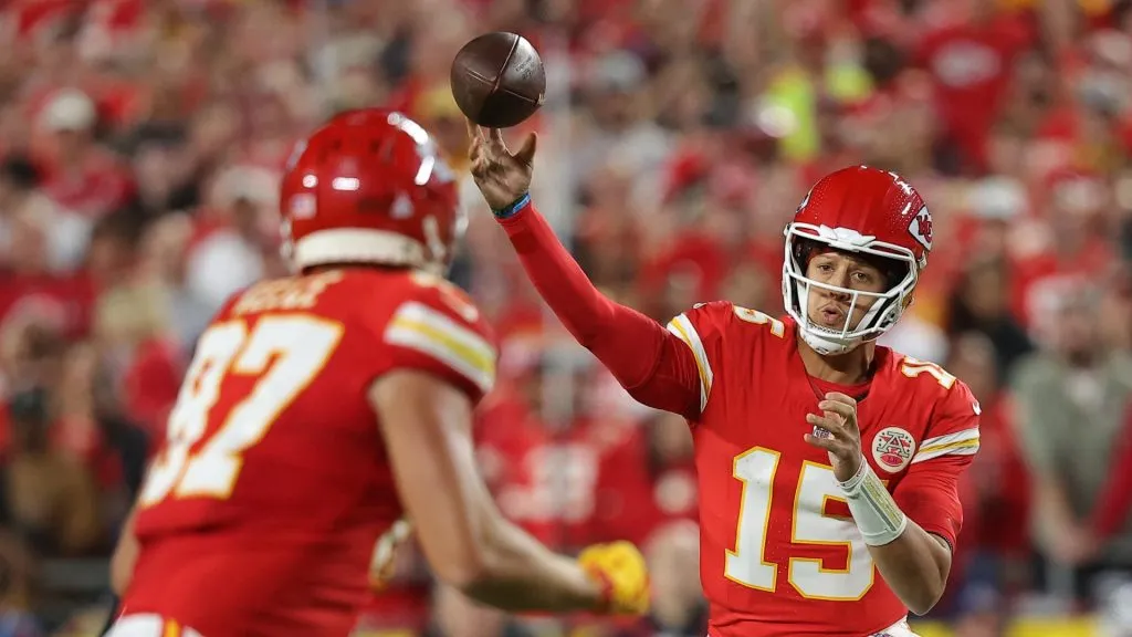 Patrick Mahomes #15 of the Kansas City Chiefs throws a pass to Travis Kelce #87 during the first quarter against the New Orleans Saints at GEHA Field at Arrowhead Stadium on October 07, 2024 in Kansas City, Missouri.