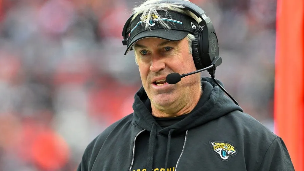 Doug Pederson looking during a game.