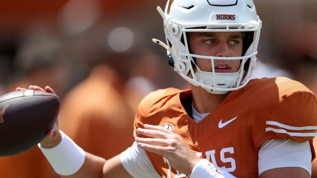 Arch Manning Texas Longhorns