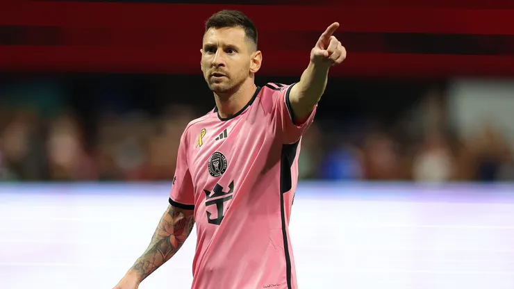 Lionel Messi #10 of Inter Miami yells to his team against Atlanta United during the second half at Mercedes-Benz Stadium on September 18, 2024 in Atlanta, Georgia. (Photo by Kevin C. Cox/Getty Images)