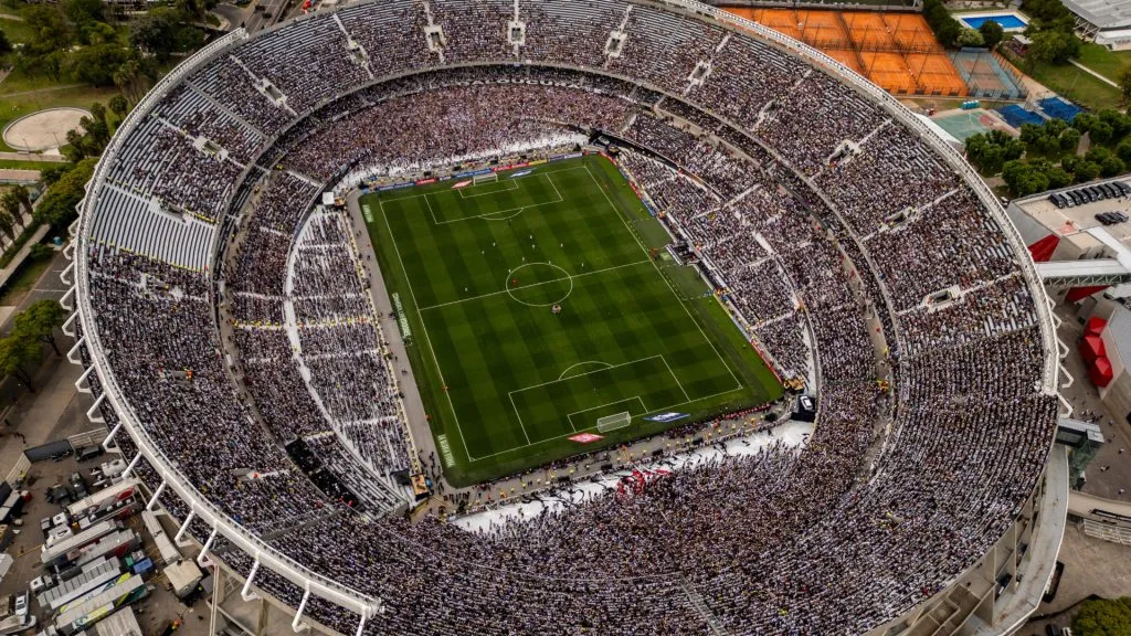 Aerial view of the stadium prior to the Copa CONMEBOL Libertadores 2024 Final between Atletico Mineiro and Botafogo at Estadio Monumental. (Tomas Cuesta/Getty Images)