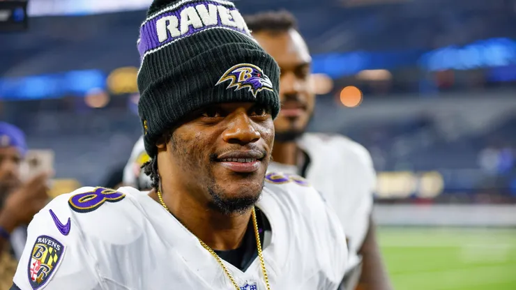 Baltimore Ravens quarterback Lamar Jackson (8) leaves the football field after the NFL, American Football Herren, USA game between the Baltimore Ravens and the Los Angeles Chargers on November 25, 2024, at SoFi Stadium in Inglewood, CA.