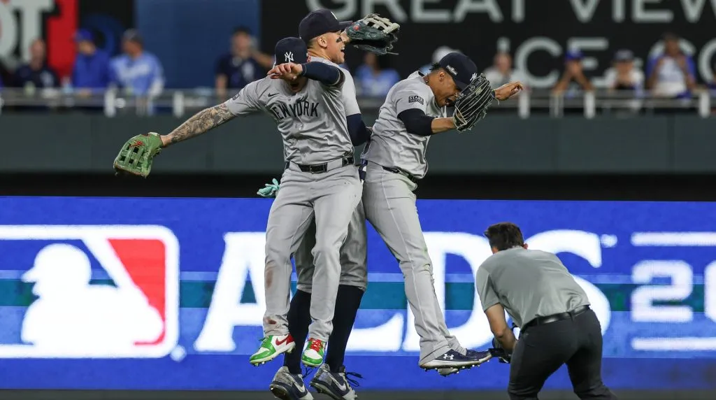 New York Yankees left fielder Alex Verdugo (24), left, New York Yankees center fielder Aaron Judge (99), center, and New York Yankees right fielder Juan Soto (22) celebrate their 3-2 win over the Kansas City Royals. IMAGO /&nbsp;Newscom World