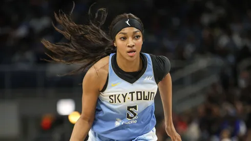 Angel Reese (5 Chicago Sky) in action during the game between the Chicago Sky and Los Angeles Sparks