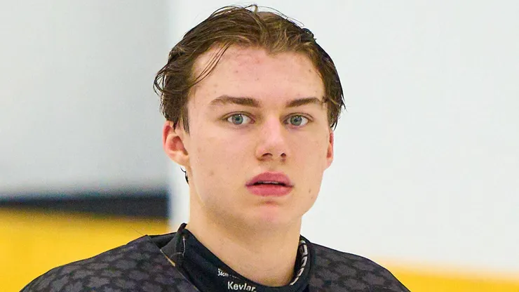Team Canada with captain Connor Bedard, CAN U18 Nr. 16 sad after the match FINLAND - CANADA 6-5 (OT) IIHF U18 JUNIOR Ice hockey, Eishockey WORLD CHAMPIONSHIPS quarter final in Kaufbeuren, Germany