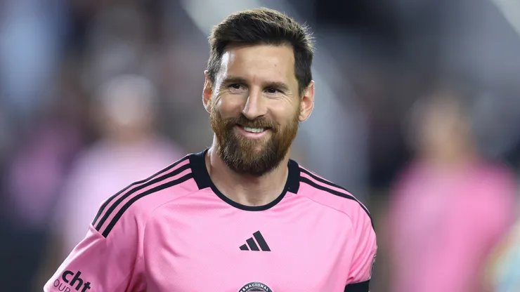 Lionel Messi #10 of Inter Miami looks on before the match against Atlanta United