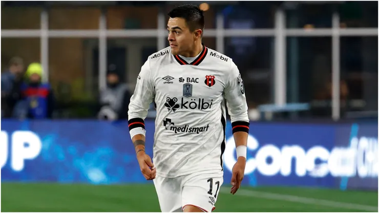 Alajuelense left wing Diego Campos