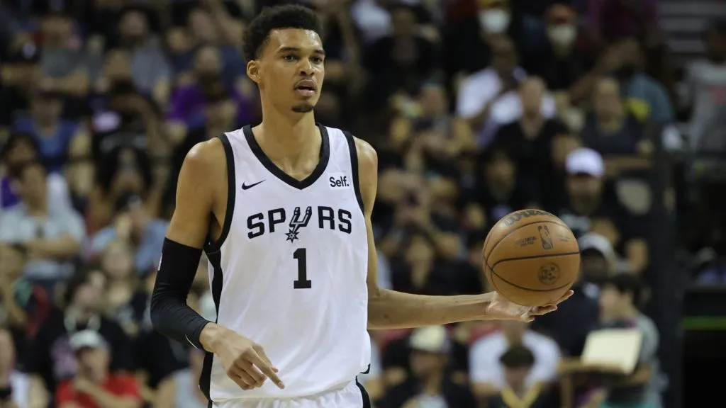 Victor Wembanyama #1 of the San Antonio Spurs dribbles the ball during the second quarter against the Charlotte Hornets at the Thomas & Mack Center on July 07, 2023. (Source: Ethan Miller/Getty Images)