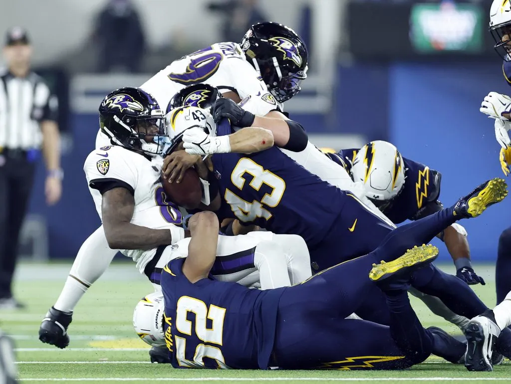 Lamar Jackson #8 of the Baltimore Ravens