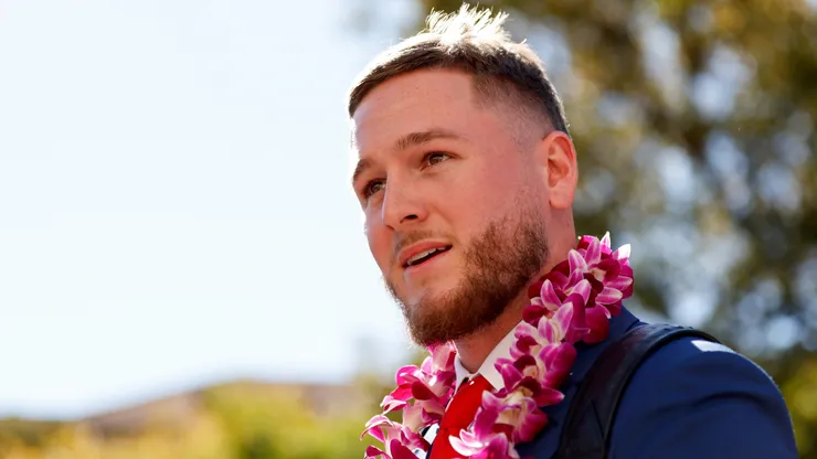 Quinn Ewers #3 of the Texas Longhorns arrives prior to the game against the Kentucky Wildcats at Darrell K Royal-Texas Memorial Stadium on November 23, 2024 in Austin, Texas.