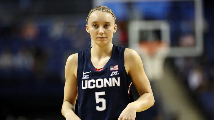 Paige Bueckers #5