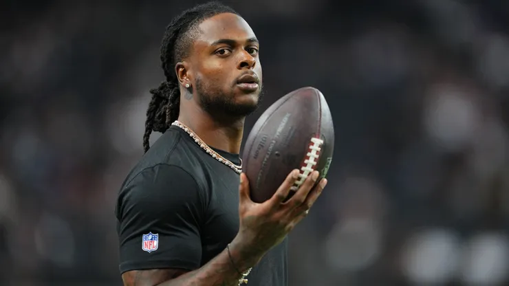 Wide receiver Davante Adams #17 of the Las Vegas Raiders looks on before a preseason game against the Dallas Cowboys at Allegiant Stadium on August 17, 2024.