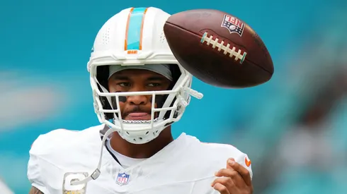 Tua Tagovailoa #1 of the Miami Dolphins warms up prior to a game against the Las Vegas Raiders at Hard Rock Stadium on November 17, 2024 in Miami Gardens, Florida.