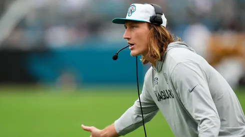 Trevor Lawrence #16 of the Jacksonville Jaguars reacts against the Minnesota Vikings during the first quarter at EverBank Stadium on November 10, 2024 in Jacksonville, Florida.