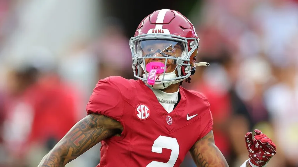 Ryan Williams #2 of the Alabama Crimson Tide warms up prior to facing the Georgia Bulldogs at Bryant-Denny Stadium on September 28, 2024 in Tuscaloosa, Alabama.