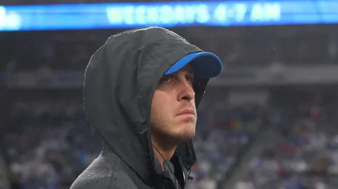 Jared Goff #16 of the Detroit Lions on the sideline during the first half of a preseason game against the New York Giants at MetLife Stadium on August 8, 2024 in East Rutherford, New Jersey. (Photo by Ed Mulholland/Getty Images)
