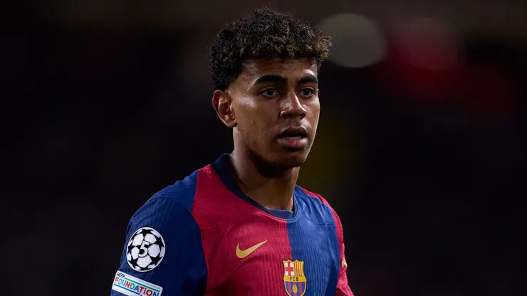 Lamine Yamal of FC Barcelona looks on during the UEFA Champions League 2024/25