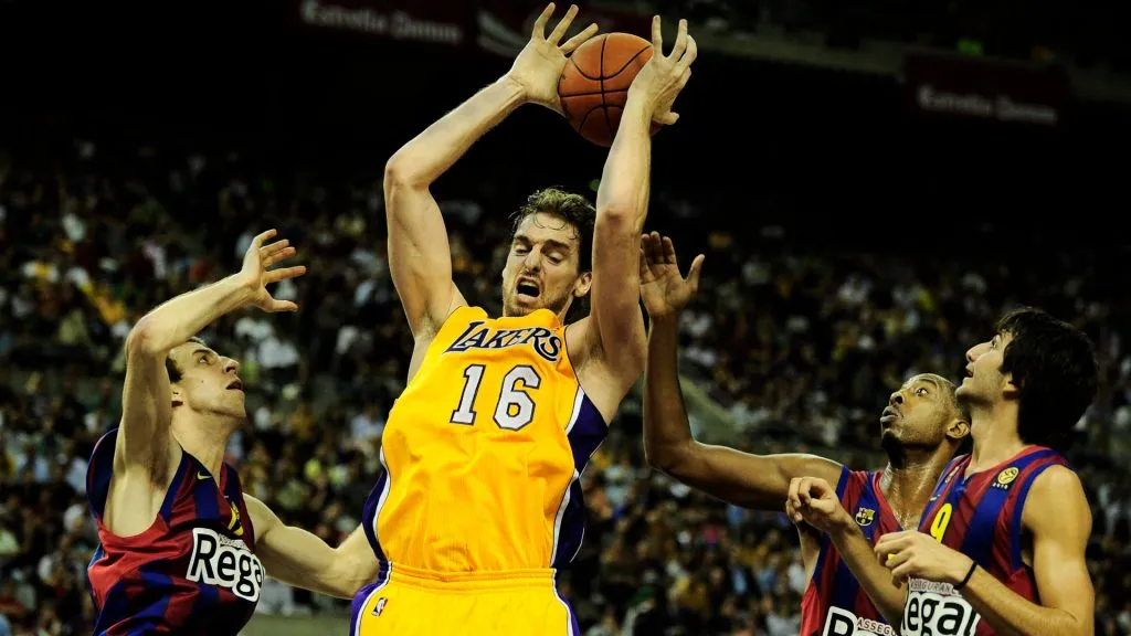 Pau Gasol #16 of the Los Angeles Lakers (2nd-L) fights for a rebound against Fran Vazquez #17 of the Regal FC Barcelona (L), Terence Morris #23 of the Regal FC Barcelona (2nd-R) and Ricky Rubio #9 of the Regal FC Barcelona during the NBA Europe Live match between Los Angeles Lakers and Regal FC Barcelona at the at Palau Blaugrana on October 7, 2010 in Barcelona, Spain. 