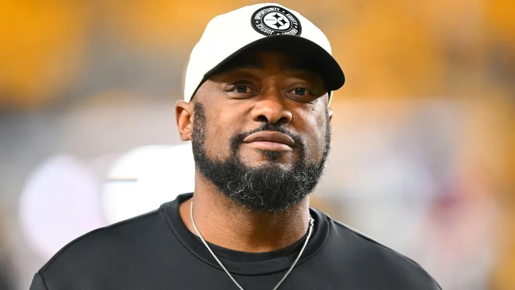 Pittsburgh Steelers head coach Mike Tomlin looks on before the game against the New England Patriots at Acrisure Stadium on December 07, 2023. (Source: Joe Sargent/Getty Images)
