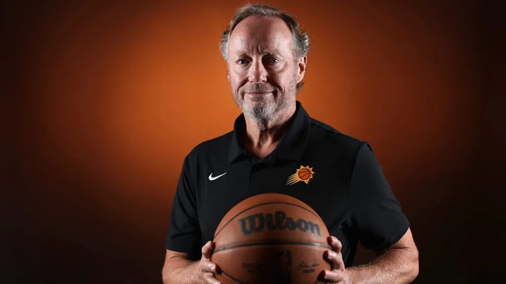 Head coach Mike Budenholzer of the Phoenix Suns poses for a portrait during media day at Footprint Center on September 30, 2024. (Source: Christian Petersen/Getty Images)