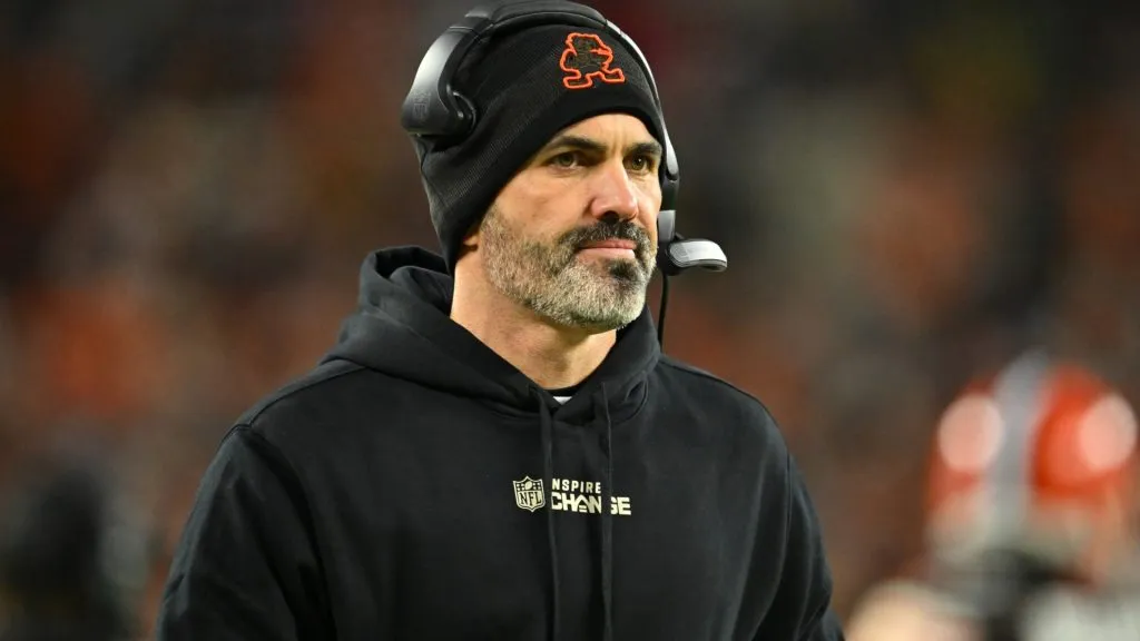 Head coach Kevin Stefanski of the Cleveland Browns looks on against the Baltimore Ravens during the second quarter at FirstEnergy Stadium on December 17, 2022. (Source: Jason Miller/Getty Images)