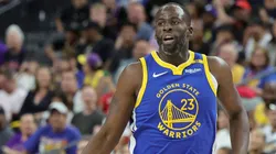 Draymond Green #23 of the Golden State Warriors brings the ball up the court against the Los Angeles Lakers