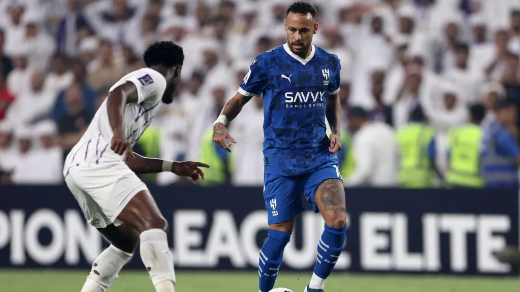 Neymar of Al Hilal controls the ball during the AFC Champions League Elite match between Al Ain and Al-Hilal at Hazza bin Zayed Stadium on October 21, 2024 in Al Ain, United Arab Emirates.