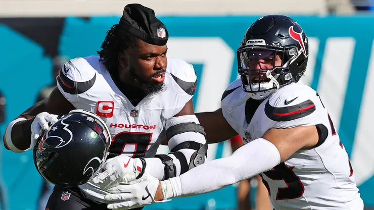 Azeez Al-Shaair during the game between Texans and Jaguars