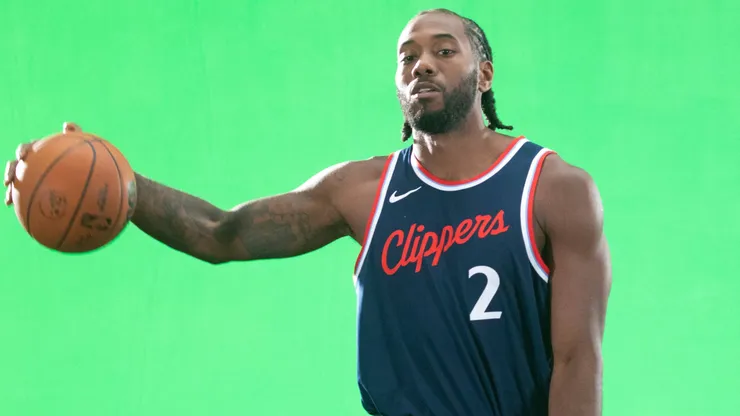 Los Angeles, California, USA: Los Angeles Clippers Kawhi Leonard 2 attends the LA ClippersÃ¢â‚¬â ¢ Media Day at Intuit Dome, Monday, September 30, in Inglewood, Calif.