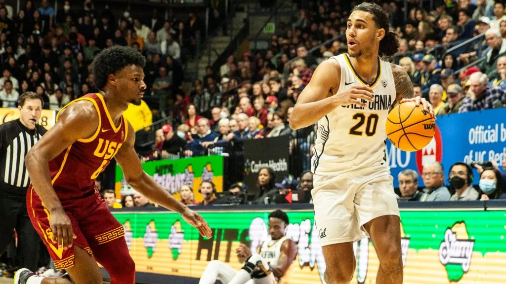 California guard Jaylon Tyson (20) looks to pass the ball guarded by USC guard Bronny James (6) during the NCAA Basketball game between USC Trojans and the California Golden Bears. (Source: IMAGO / Newscom World)