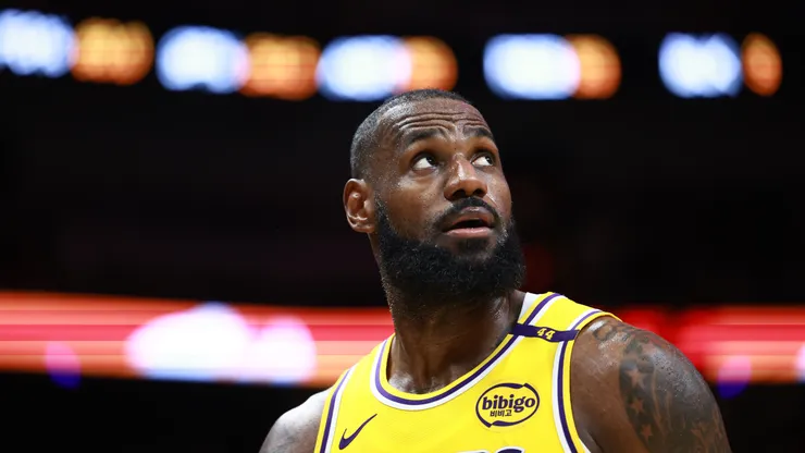 LeBron James #23 of the Los Angeles Lakers looks on against the Miami Heat during the second half at Kaseya Center