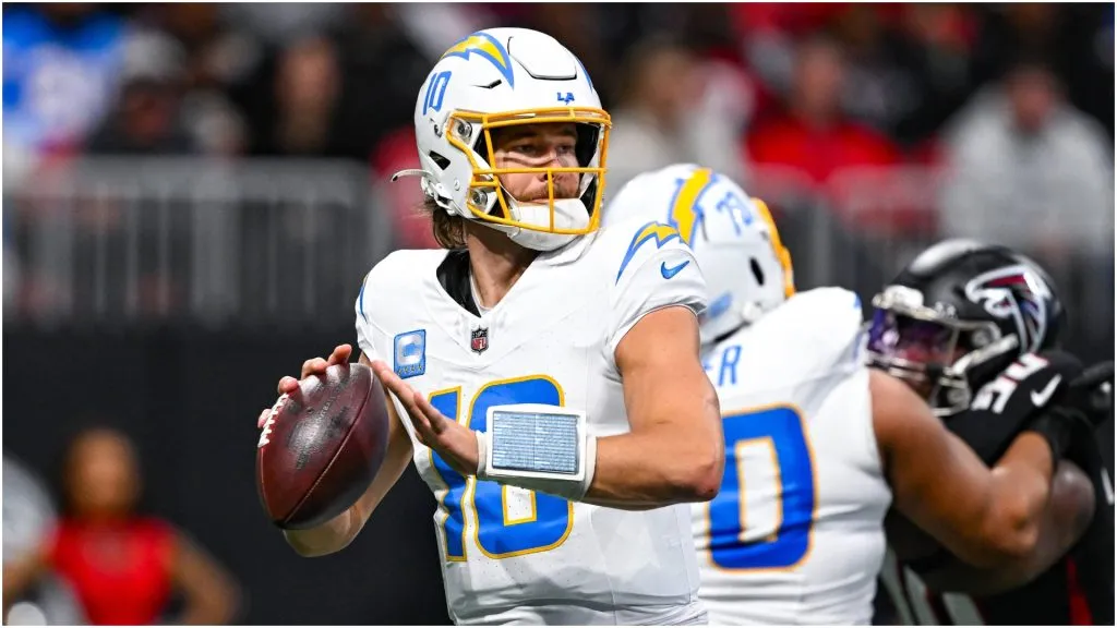 Los Angeles quarterback Justin Herbert – IMAGO / Icon Sportswire