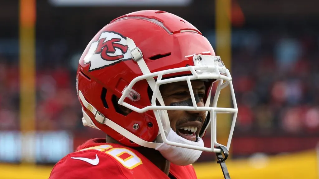 Kansas City Chiefs cornerback Steven Nelson (20) before an NFL game between the Oakland Raiders and Kansas City Chiefs on December 30, 2018 at Arrowhead Stadium in Kansas City, MO.