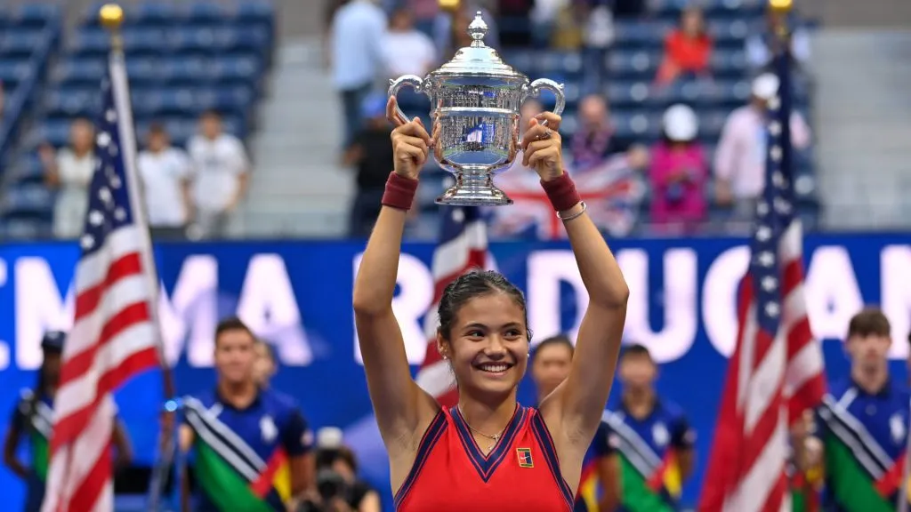 Emma Raducanu after winning the US Open in 2021. (IMAGO / Paul Zimmer)