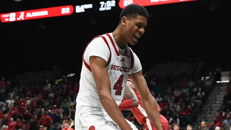 ce Bailey #4 of the Rutgers Scarlet Knights