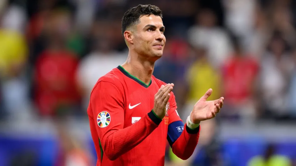 cristiano ronaldo celebrates