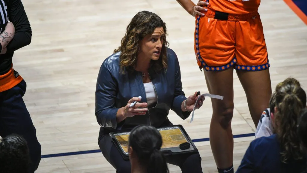 stephanie white coach