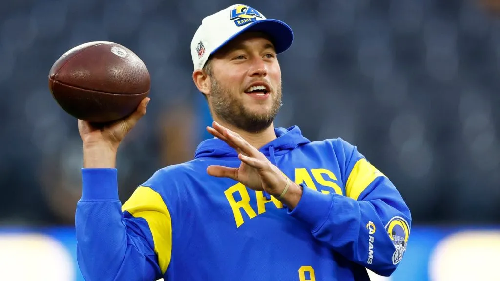 Matthew Stafford #9 of the Los Angeles Rams warms up prior to the game against the Las Vegas Raiders at SoFi Stadium on December 08, 2022. (Source: Ronald Martinez/Getty Images)