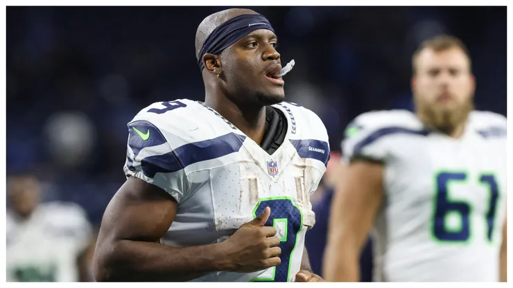 Seattle Seahawks running back Kenneth Walker III (9) jogs off of the field at the conclusion of an NFL, American Football Herren, USA Monday Night Football regular season football game between the Seattle Seahawks and the Detroit Lions on September 30, 2024 at Ford Field in Detroit, Michigan.