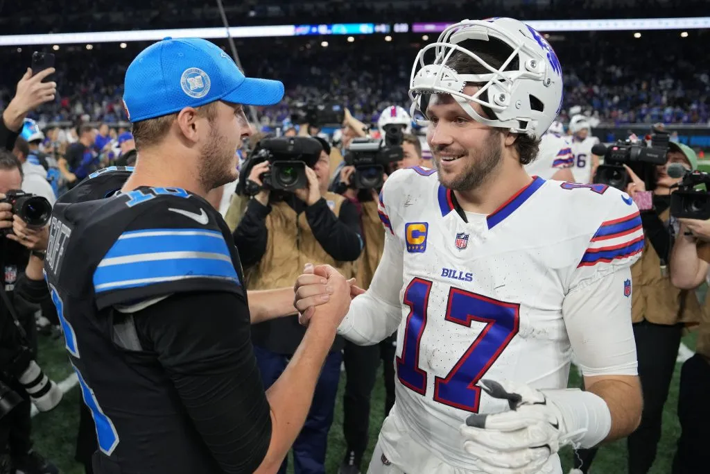 DETROIT, MICHIGAN – DECEMBER 15: Jared Goff #16 of the Detroit Lions shakes hands with Josh Allen #17 of the Buffalo Bills after the Bills 48-42 win at Ford Field on December 15, 2024 in Detroit, Michigan. (Photo by Nic Antaya/Getty Images)
