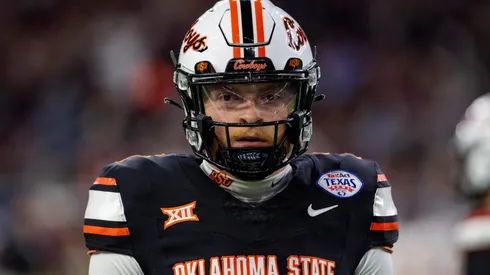 TaxAct Texas Bowl Oklahoma State vs Texas A&M DEC 27 December 27, 2023: Oklahoma State Cowboys quarterback Alan Bowman (7) during the Tax Act Texas Bowl NCAA football game between the Texas A&M Aggies and the Oklahoma State Cowboys in Houston, TX.