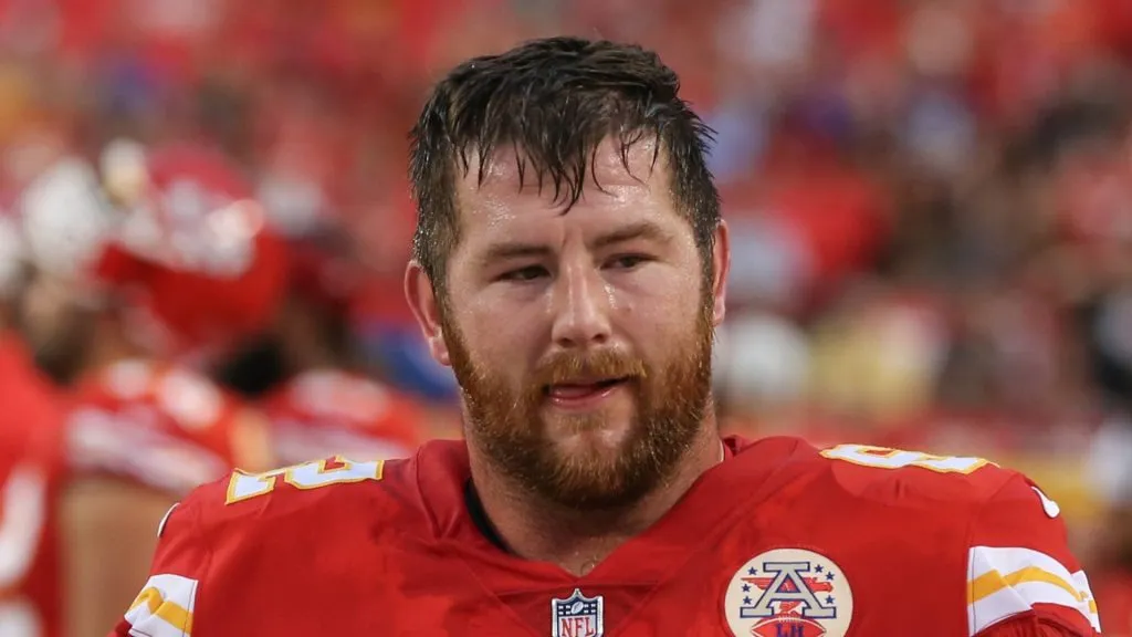 Kansas City Chiefs offensive guard Joe Thuney (62) on the sidelines in the first quarter of an NFL preseason game between the Minnesota Vikings and Kansas City Chiefs on Aug 27, 2021.