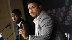 Real Madrid s new player Vinicius Junior (l) with the legend Ronaldo Nazario during his official presentation.