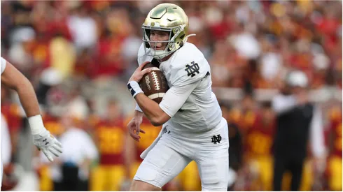 Notre Dame quarterback Riley Leonard